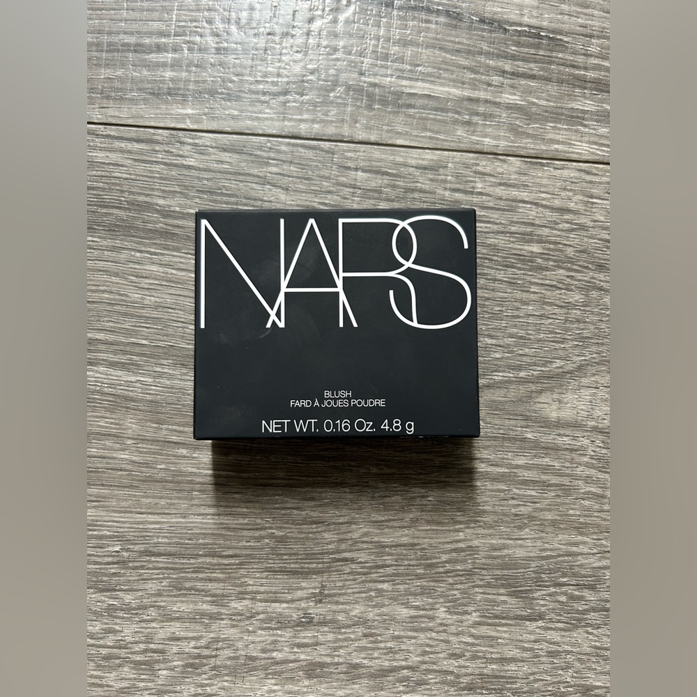 NARS Blush in Black Compact